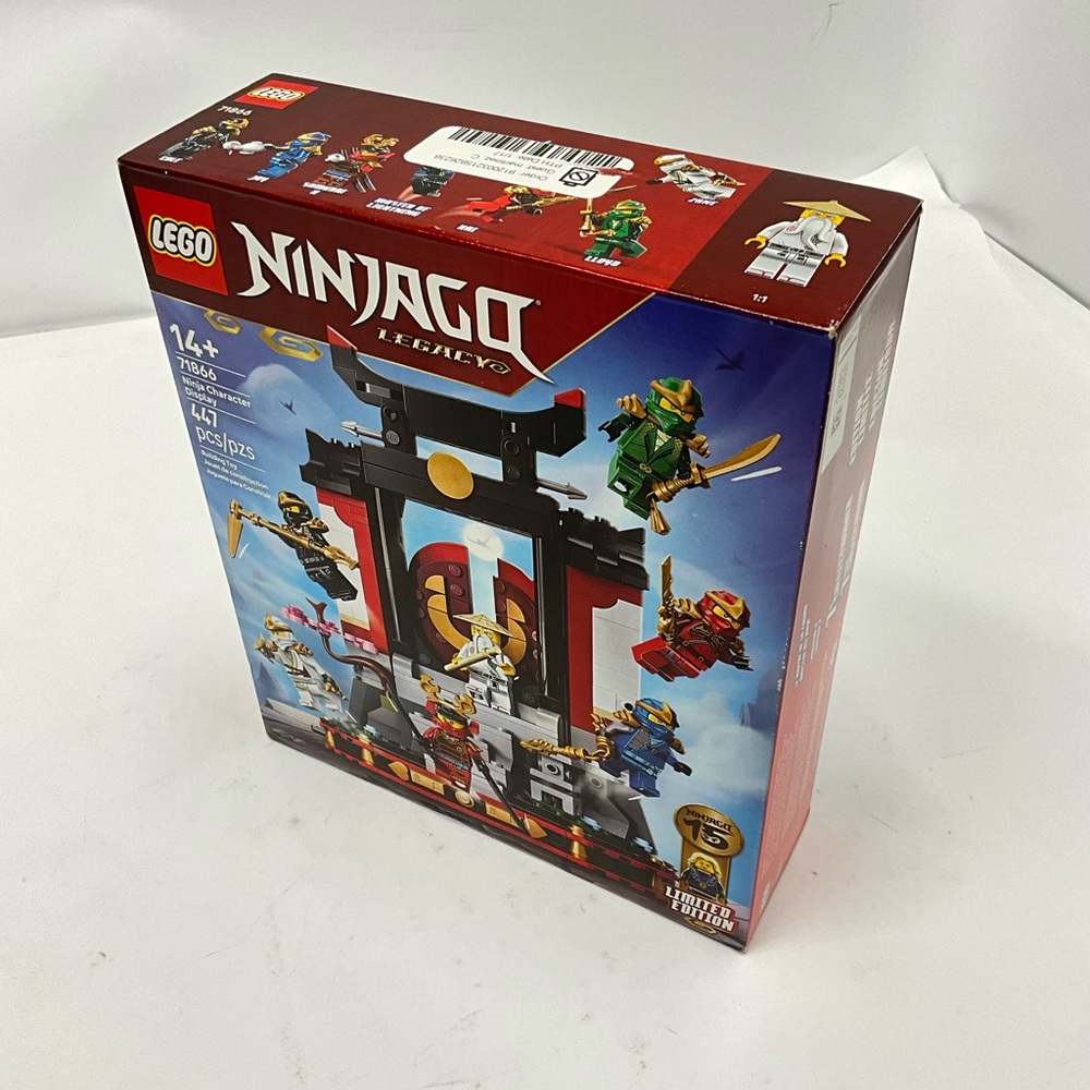 LEGO Ninjago Legacy 71866 Ninja Character Display 15th Anniversary NEW & SEALED